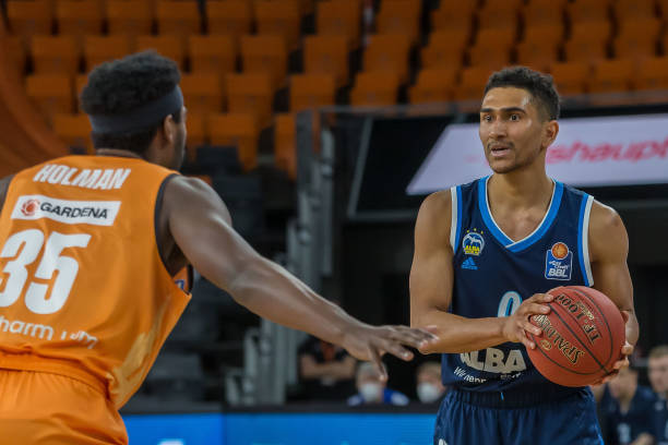 依然是湖人 依然是湖人